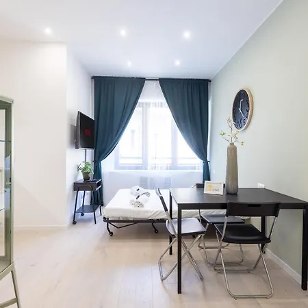 Arici 15 Apartment Milan