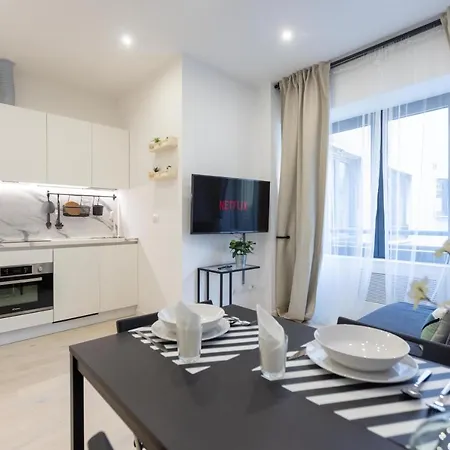 Arici 15 * Milan