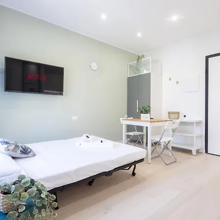 Arici 15 * Milan